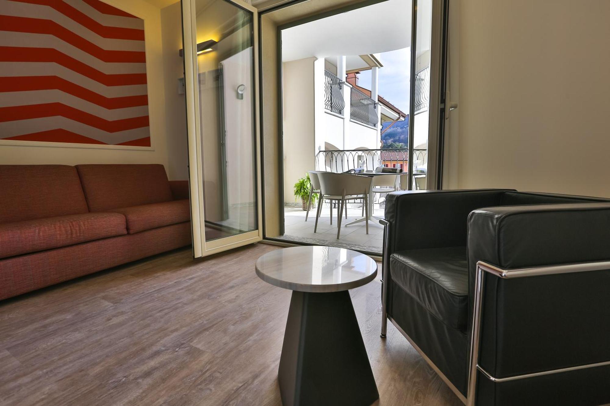 Al Campanile & 3* Baveno