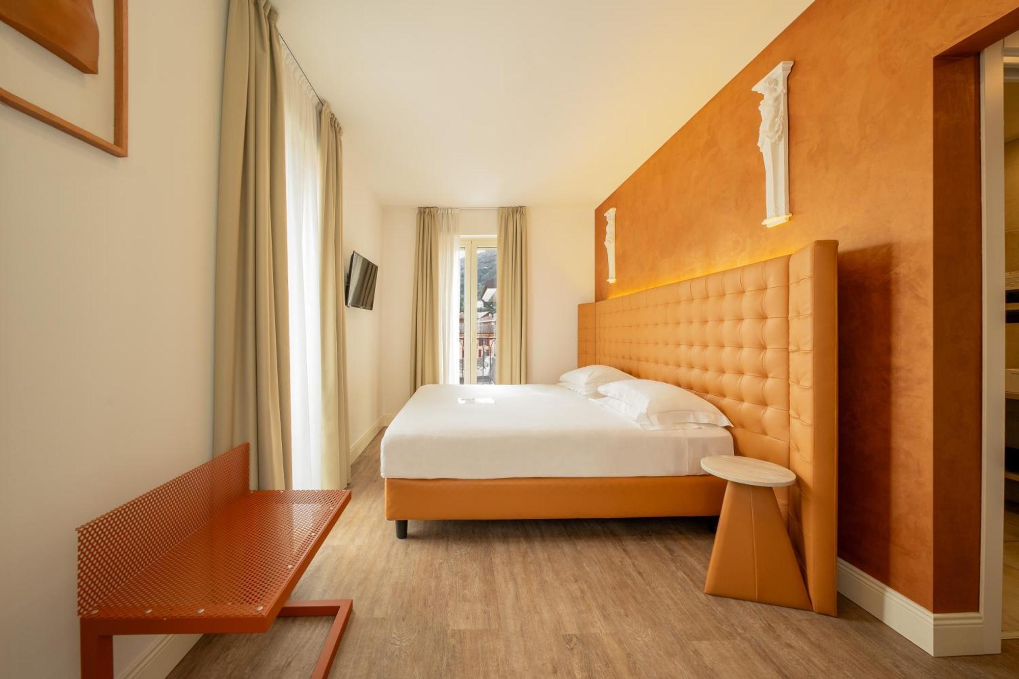 Al Campanile & Hotel