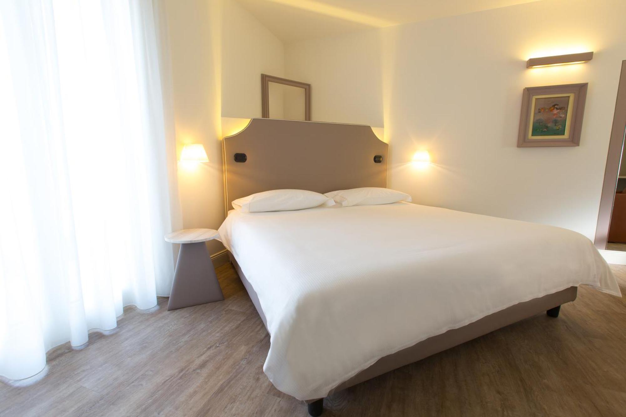 Hotel Al Campanile - Luxury & 3*