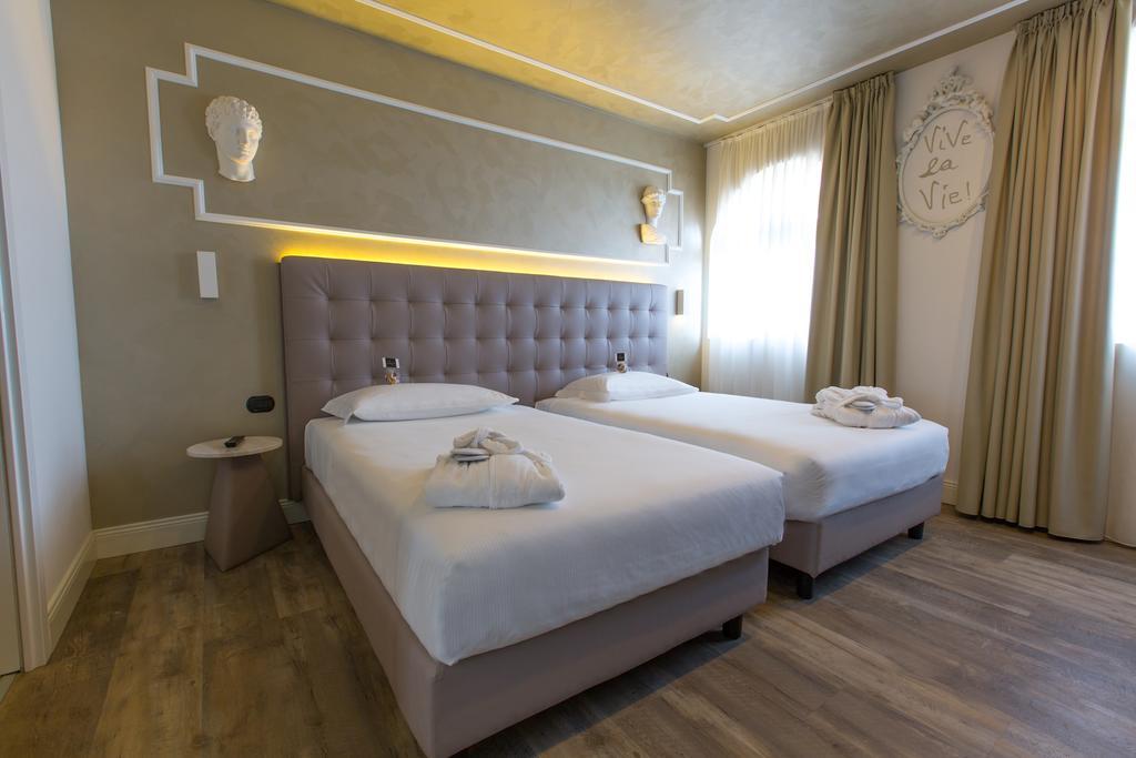 Hotel Al Campanile &
