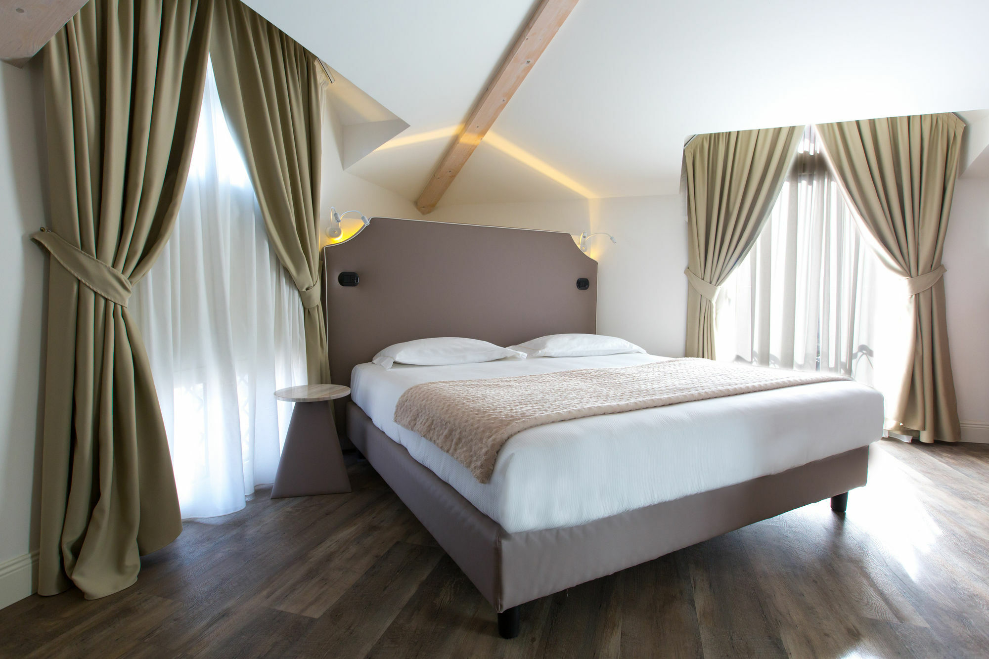Al Campanile & 3* Baveno